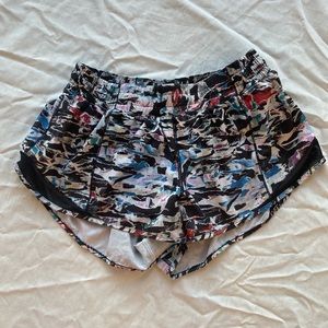 Lululemon hotty hot shorts